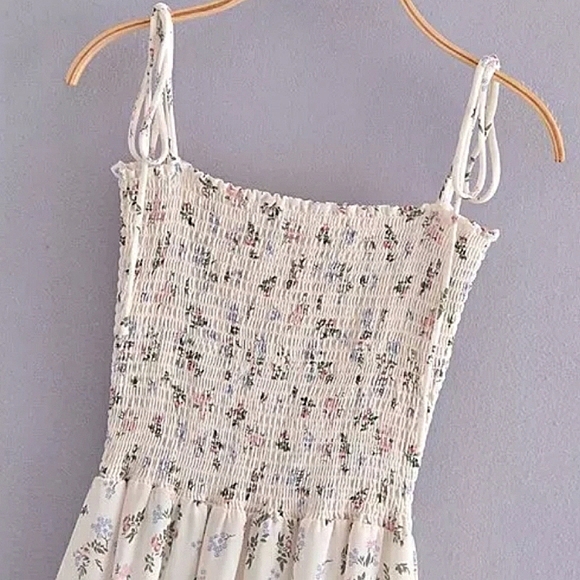Floral Smocked Spaghetti Strap Midi Dress - Picture 8 of 16